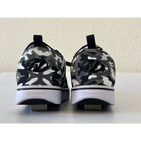 Heelys Camo Print Skate Shoes Youth Boys Girls Youth Size 5 Black White - Picture 6 of 13